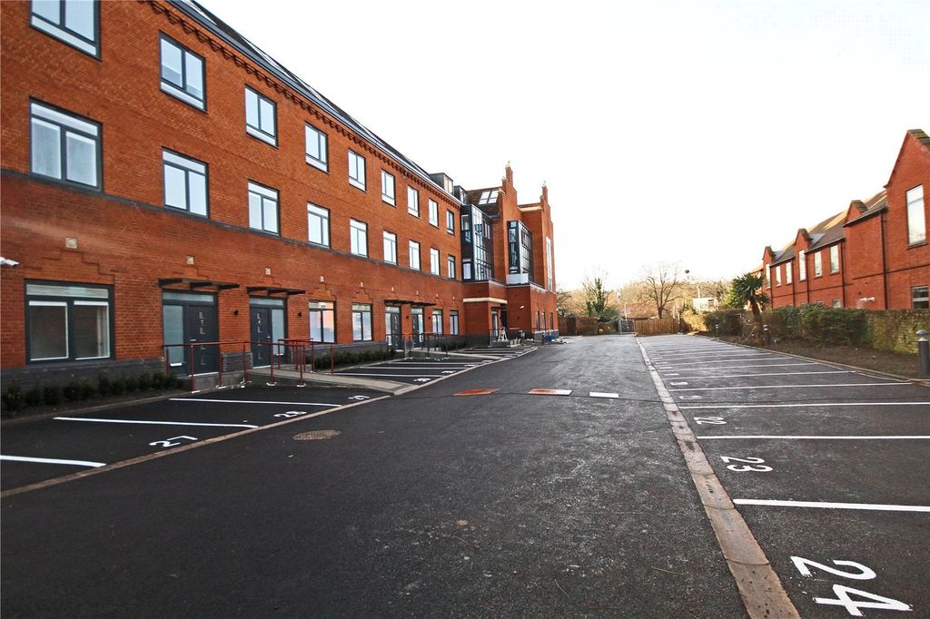 Property photo 3 of 8 Picture No. 25