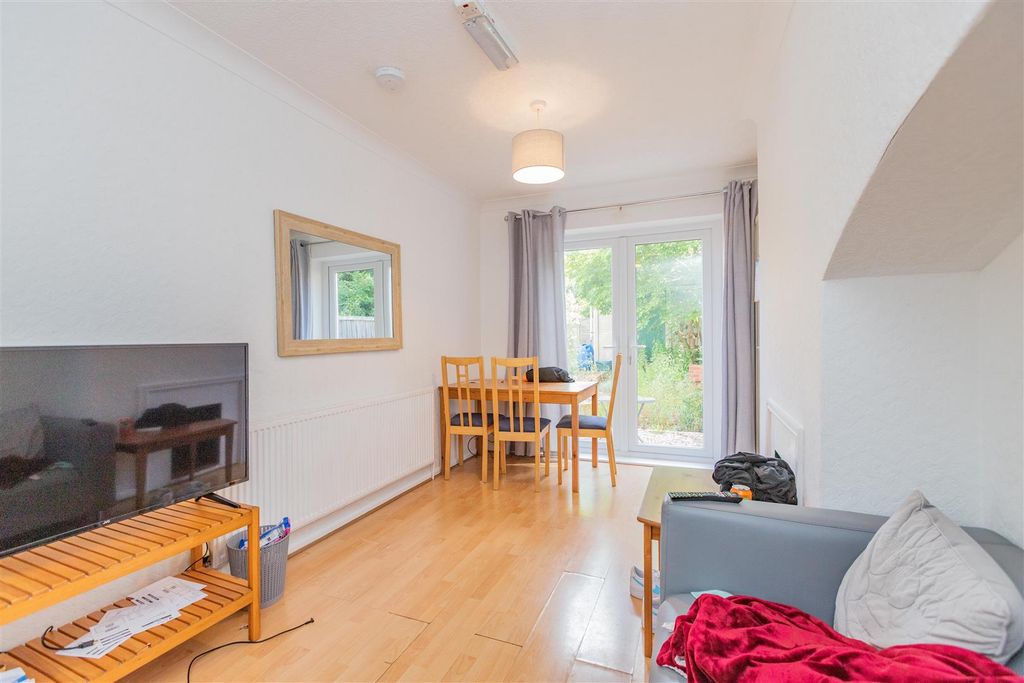 Property photo 3 of 11 Img_9464.Jpg