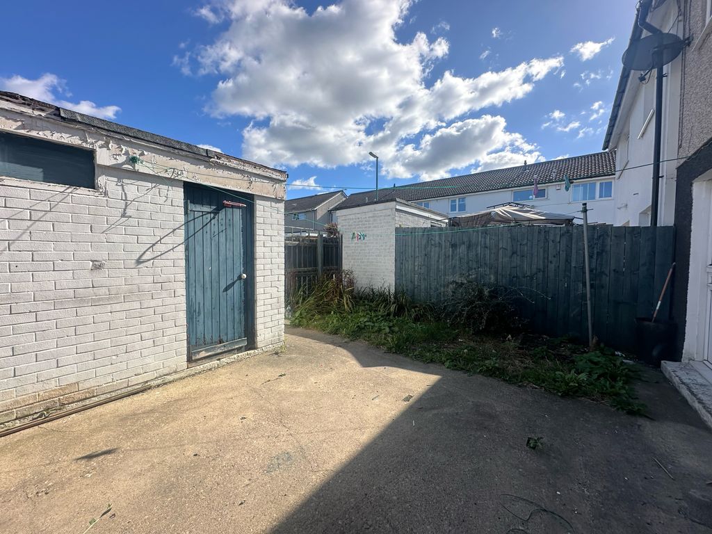 Property photo 2 of 9 Ccd3Ba27-Ccda-4F84-Bd84-082Aa24B5296