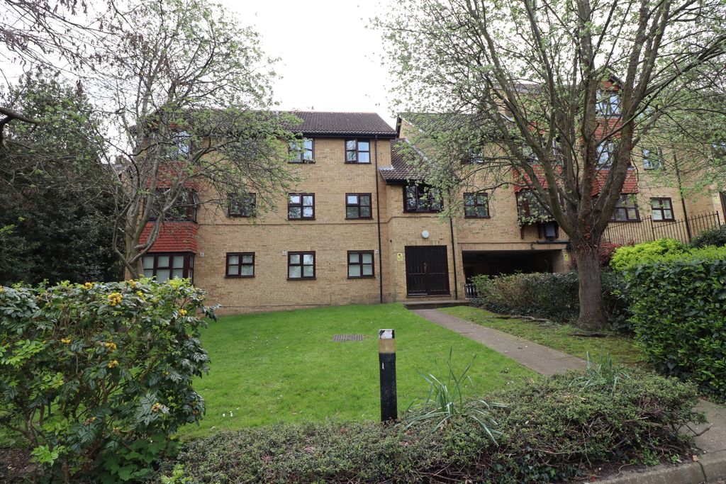 Property photo 2 of 10