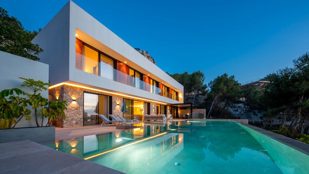 Property photo 1 of 34 001.Jpg