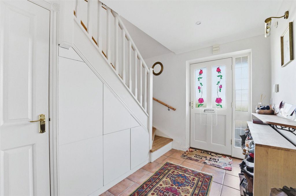 Property photo 2 of 18 Picture No. 13