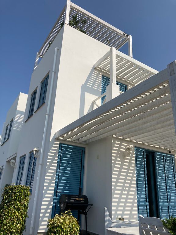 Property photo 1 of 24 2 Bedroom Blue Townhouse Fully Furnished With Large Communal Pool Image No 1