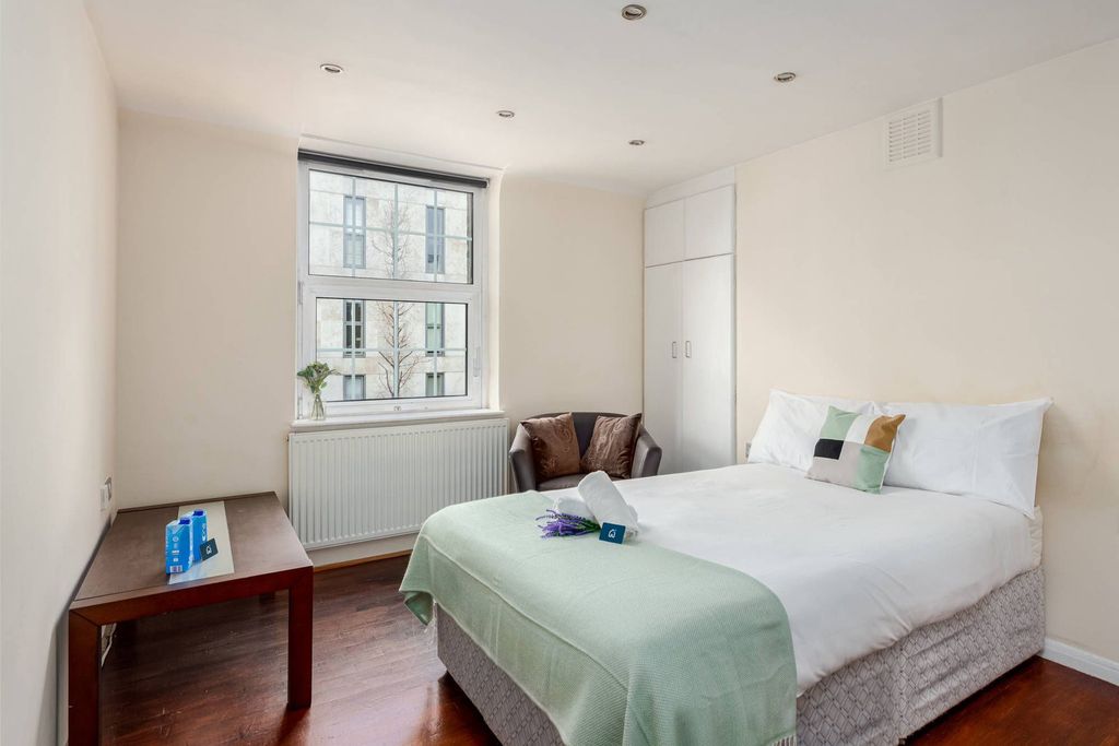 Property photo 1 of 4