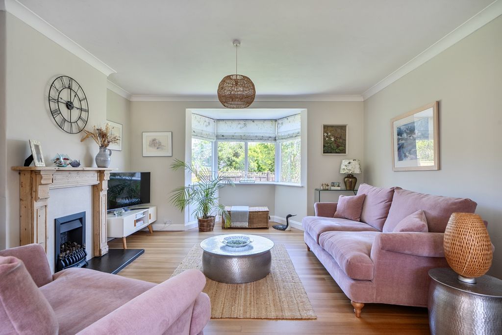 Property photo 3 of 29 5160199