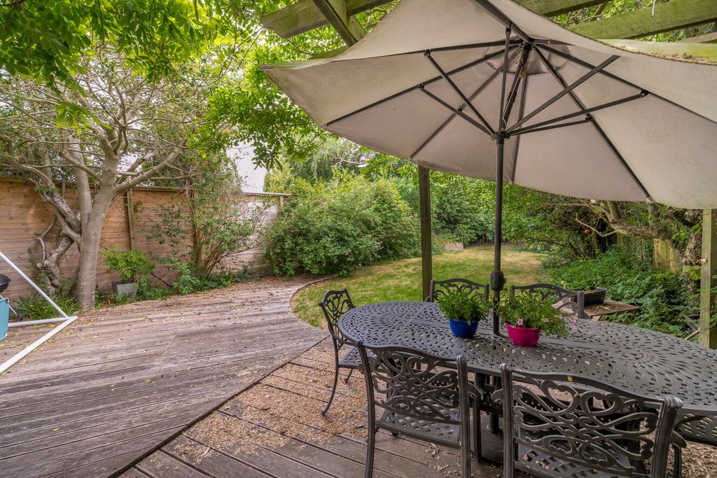Property photo 3 of 20 1463856-7-6A18506...