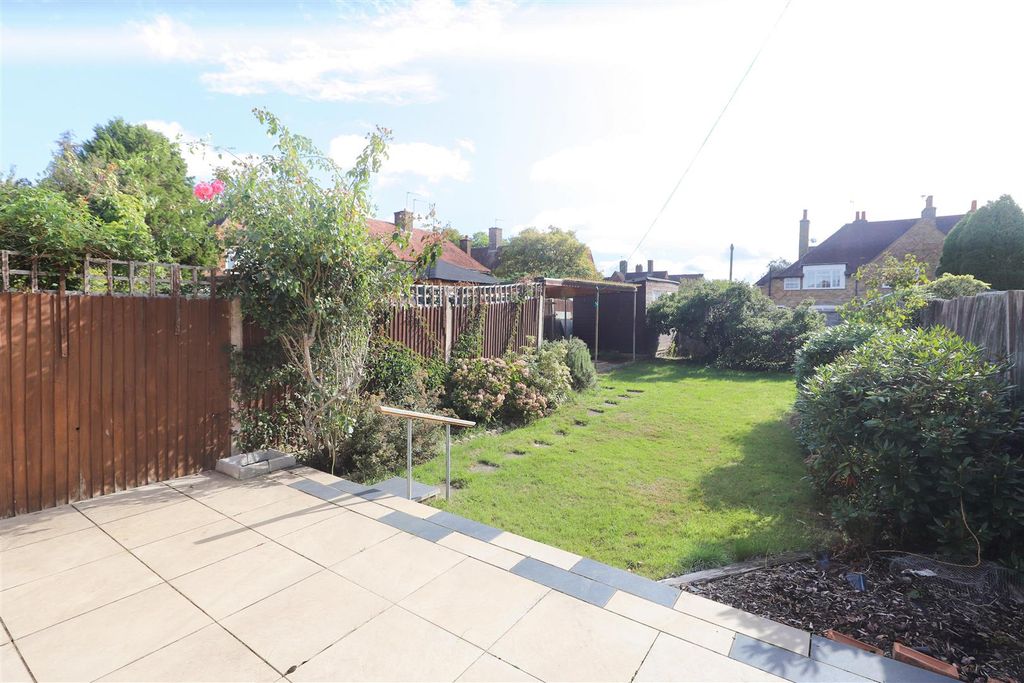 Property photo 2 of 10