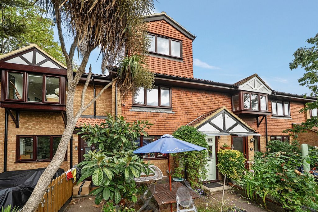 Property photo 1 of 19 1523497-22-6Aad3F...