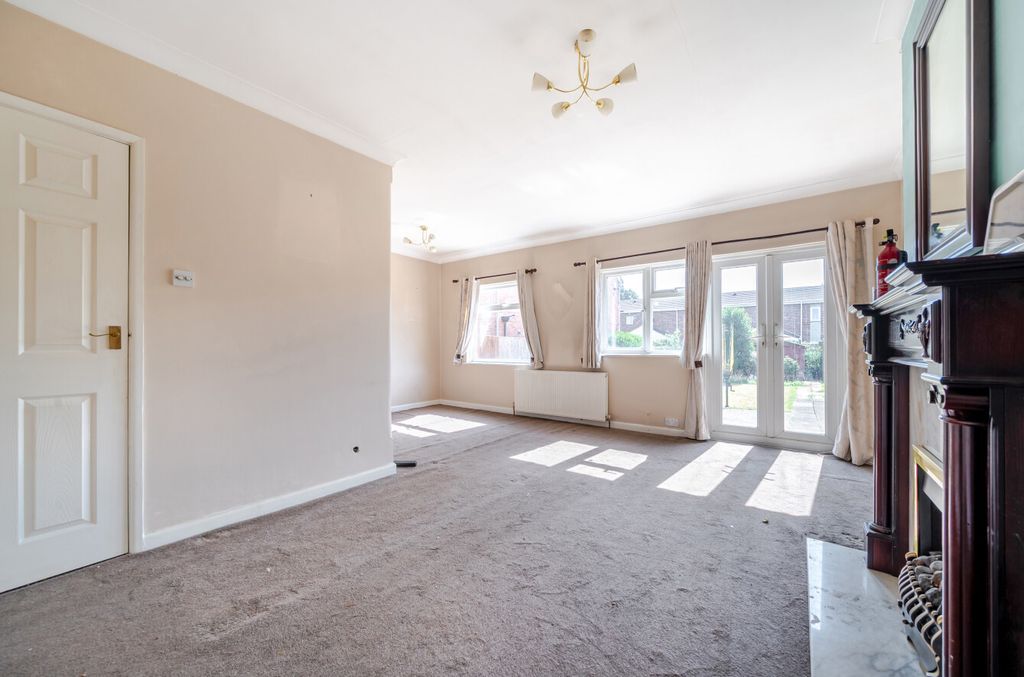 Property photo 2 of 10 1512468-27-1A0343...