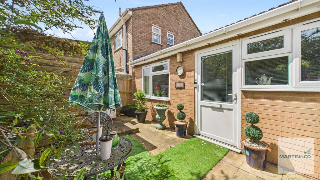 Property photo 1 of 15 Cam03663G0-Pr0163-Still025