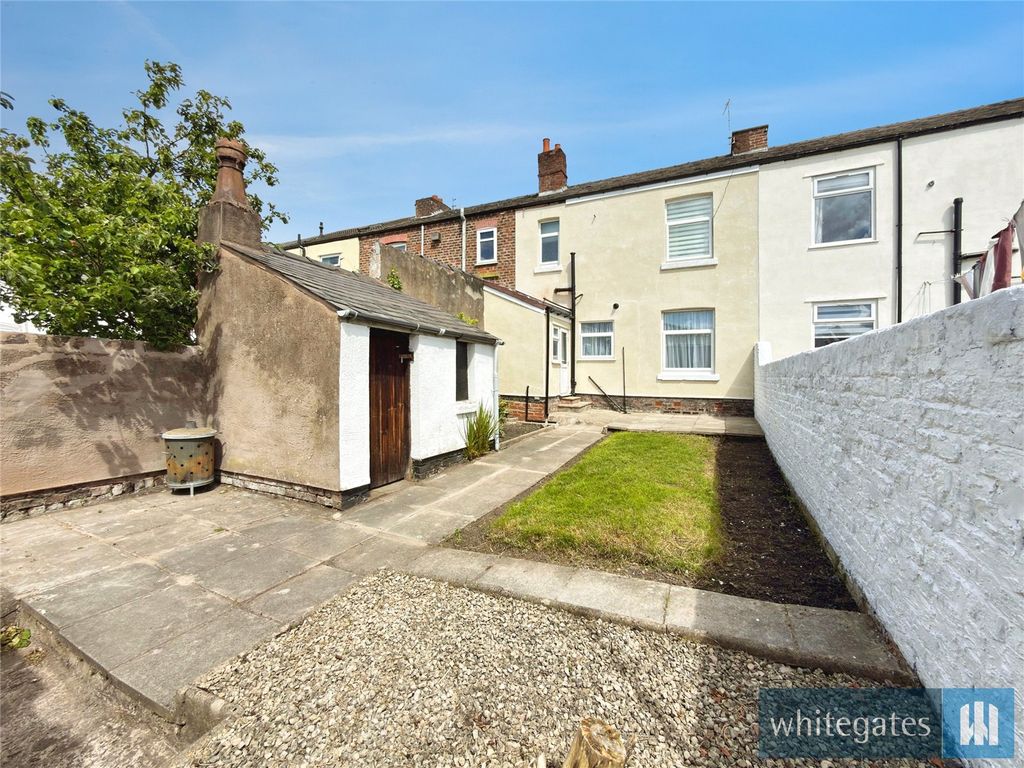 Property photo 2 of 16 Picture No. 13