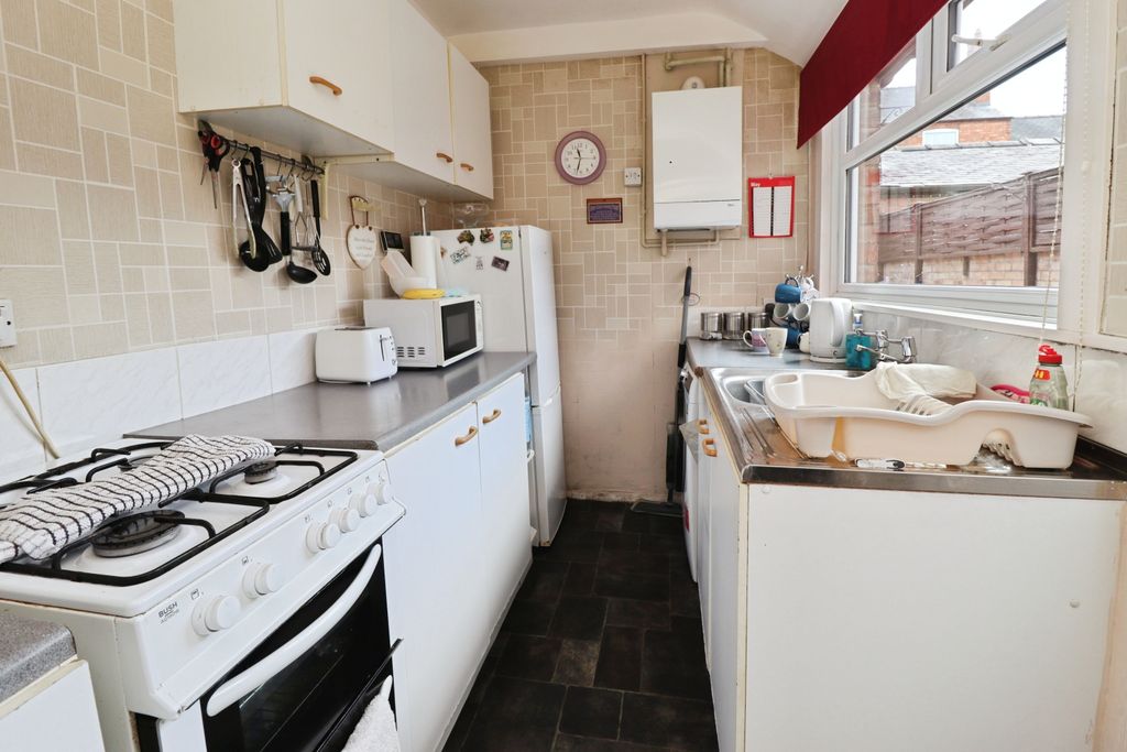 Property photo 2 of 11