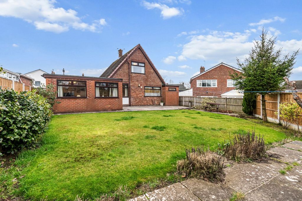 Property photo 1 of 33