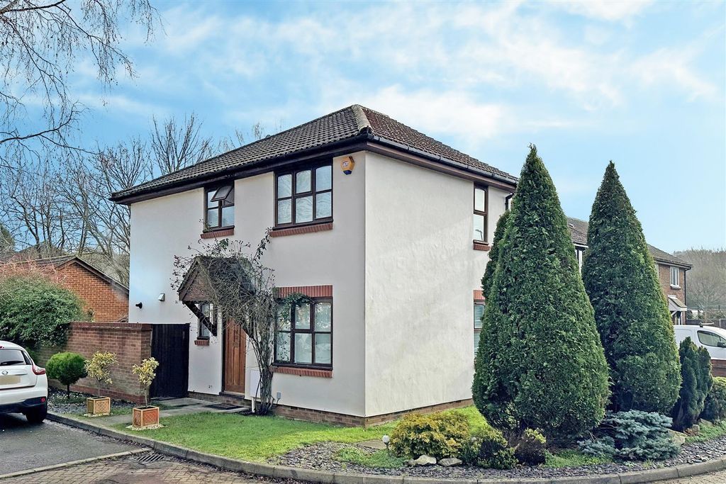 Property photo 1 of 20