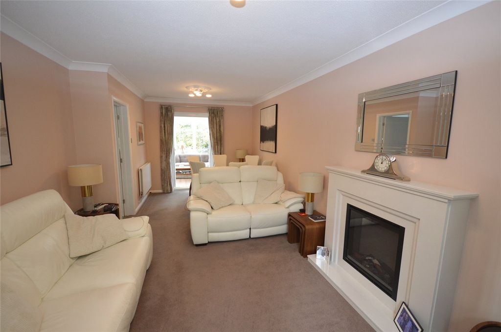 Property photo 2 of 25 Picture No. 02