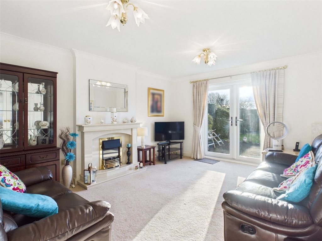 Property photo 3 of 15 Picture No. 14