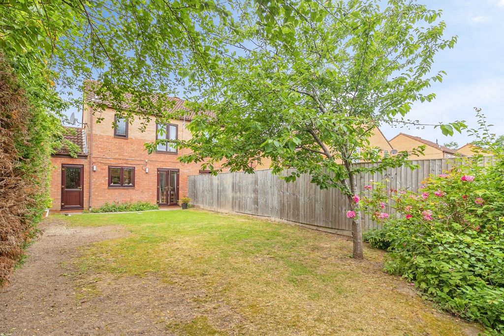 Property photo 2 of 19 Pbox-Img.Jpg