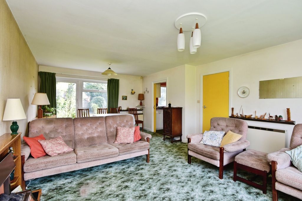 Property photo 2 of 20 Pbox-Img.Jpg