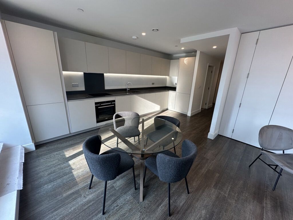 Property photo 3 of 19 Photo 3