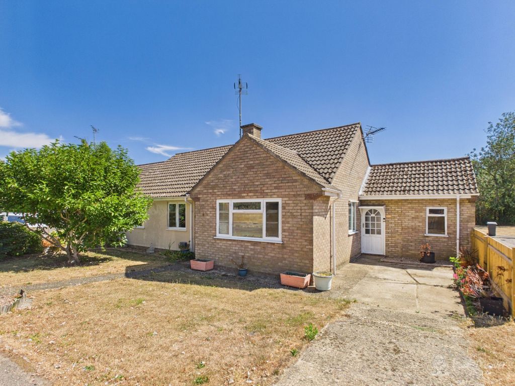 Property photo 1 of 22 Front- Mark Stephens Ewemove Newmarket And Soham