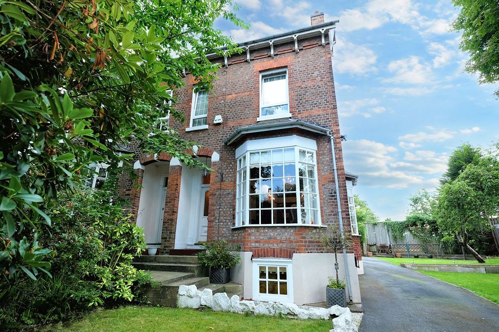 Property photo 1 of 37