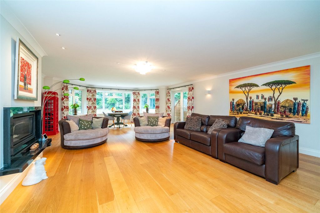 Property photo 3 of 20 Picture No. 06