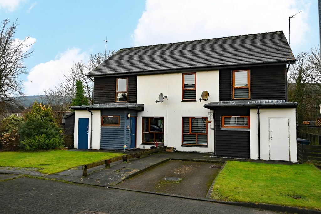 Property photo 2 of 27 4827853