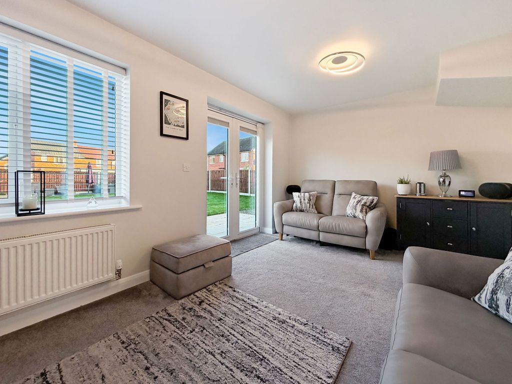 Property photo 3 of 24