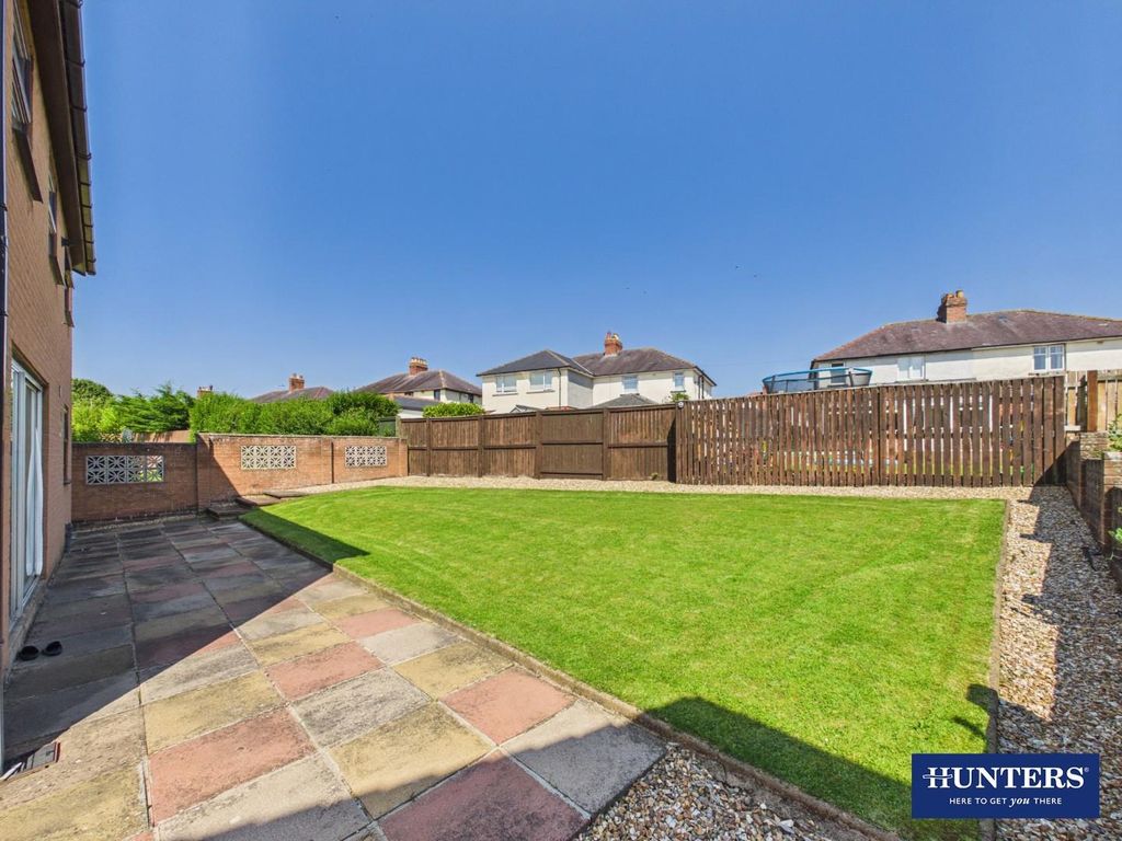 Property photo 2 of 24 Rear Garden