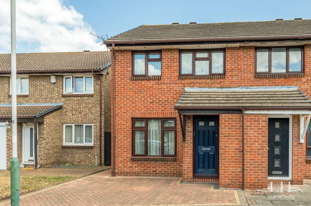 Property photo 1 of 20