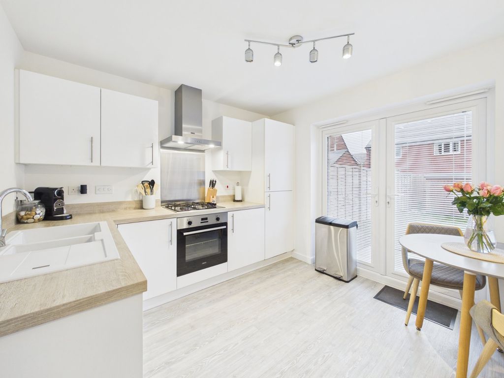 Property photo 2 of 13 Picture No. 19