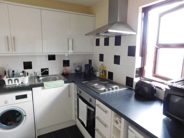 Property photo 3 of 4