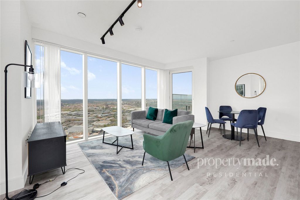 Property photo 2 of 29 Picture No. 46