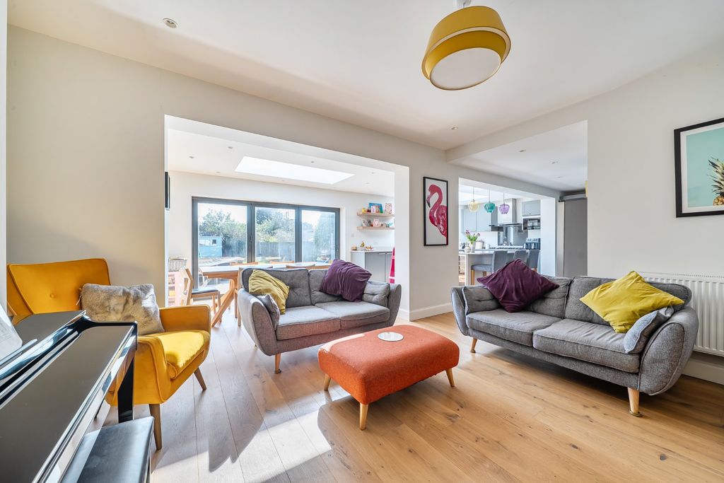 Property photo 3 of 25 Picture No. 25