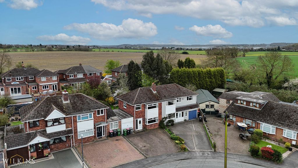 Additional image 25 of 3 bed semi-detached house for saleBirch Grove, Birchmoor, Tamworth, Warwickshire B78