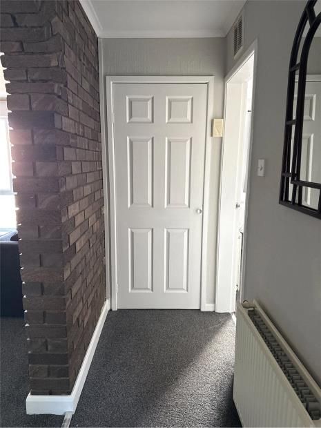 Property photo 3 of 10 Picture No. 05