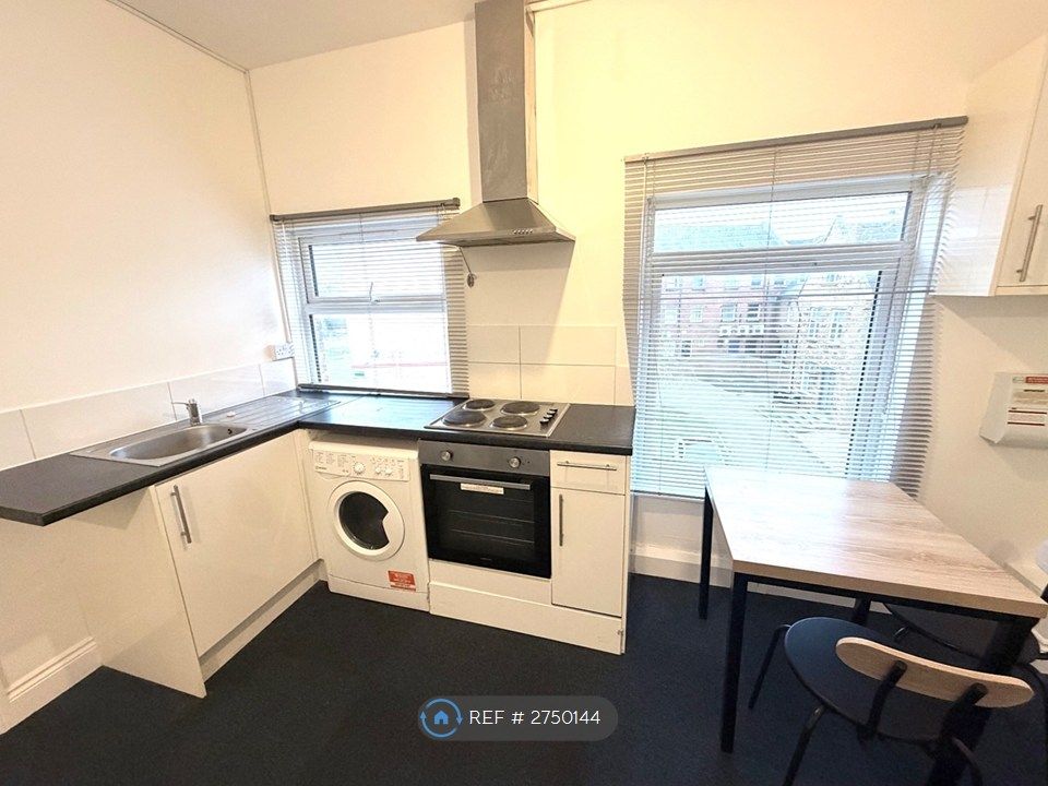 Property photo 3 of 6