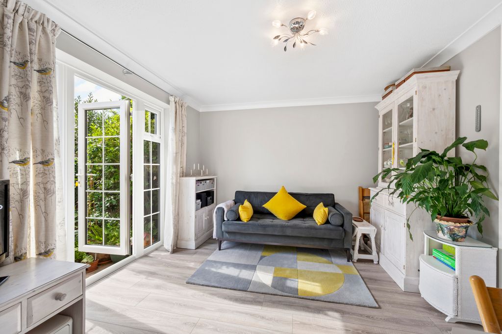 Property photo 1 of 19 Picture No. 06