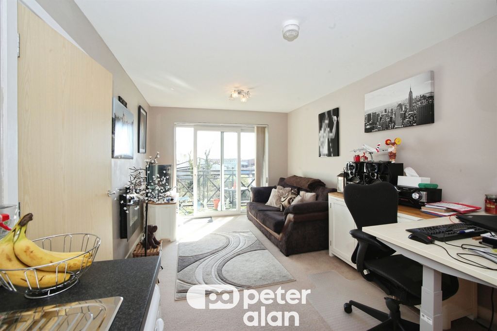 Property photo 3 of 15