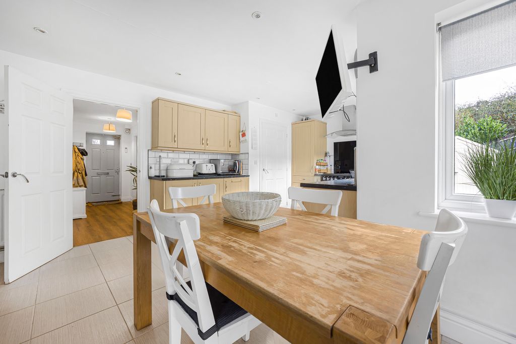 Property photo 3 of 24 5_41063