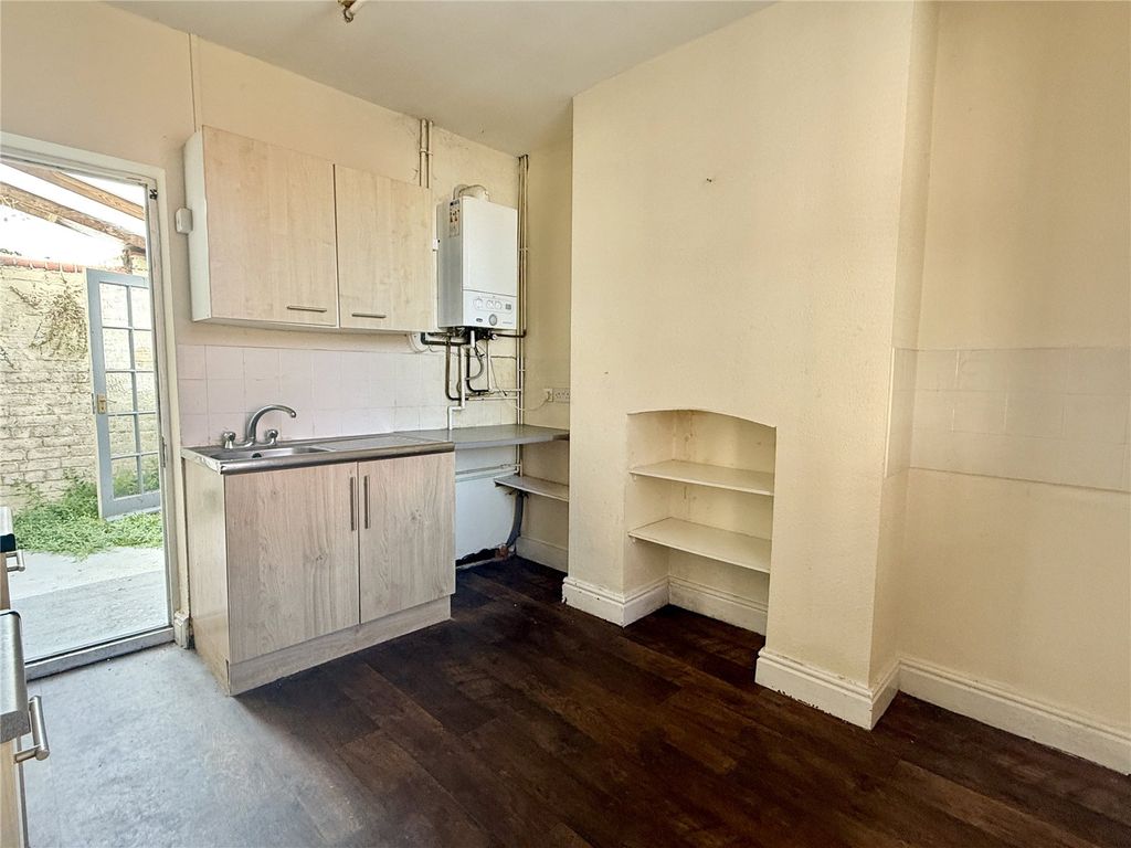 Property photo 2 of 8 Picture No. 03