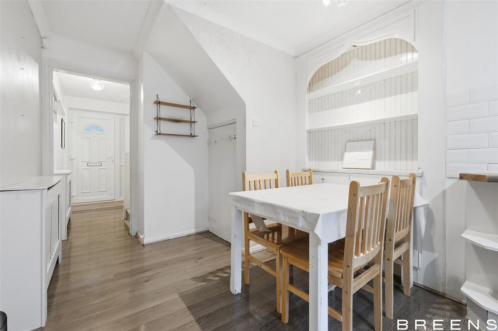 Property photo 3 of 29 12_Img_4351.Jpg