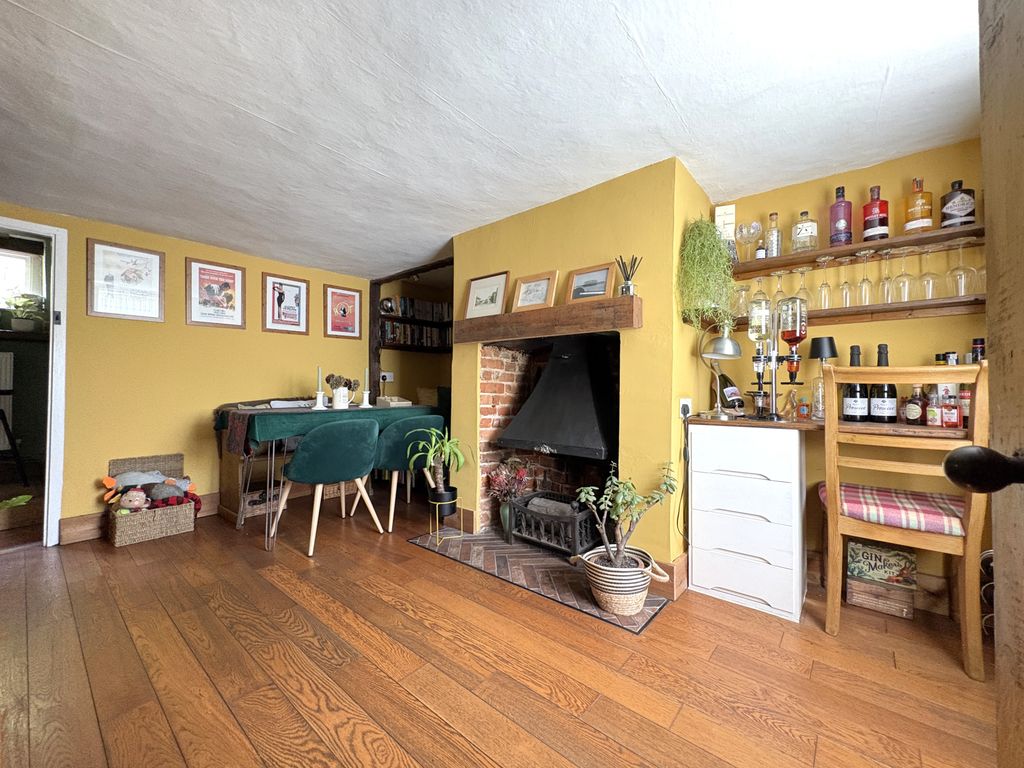 Property photo 3 of 22