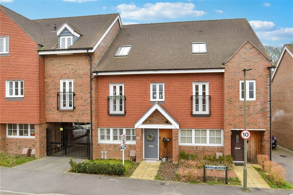 Property photo 2 of 22 External (Web)