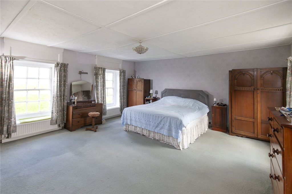 Additional image 8 of 6 bed equestrian for saleHeberdens Farm, Finchdean, Waterlooville, Hampshire PO8