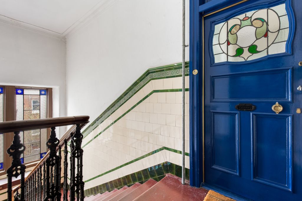 Property photo 2 of 26