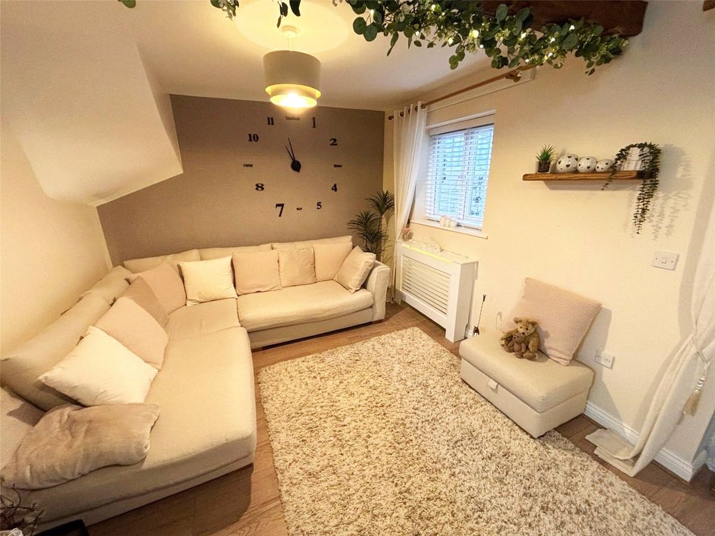 Property photo 3 of 18 Picture No. 23