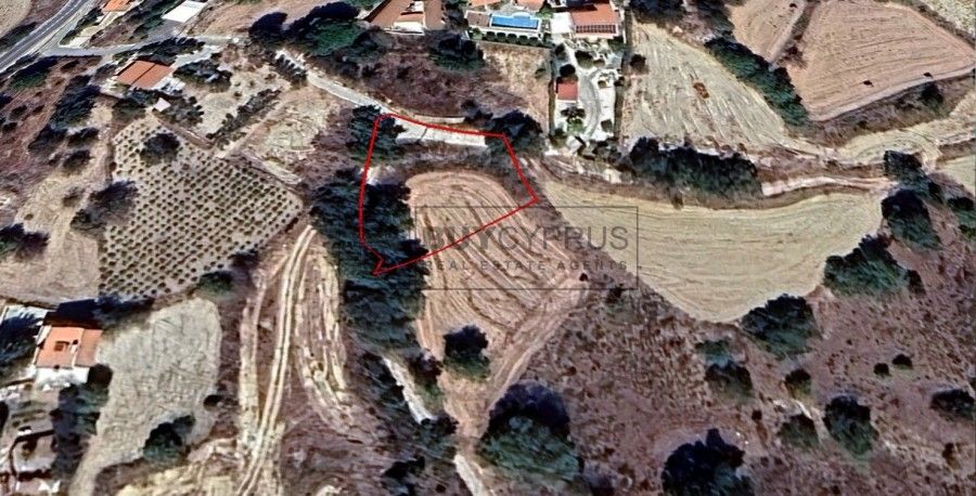 Property photo 1 of 5