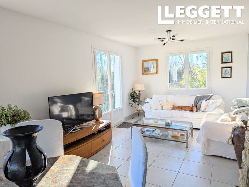 Property photo 3 of 10