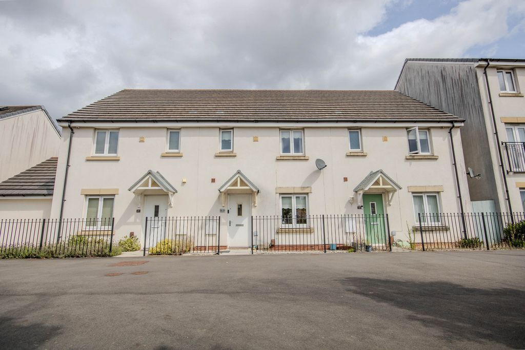 Property photo 1 of 20